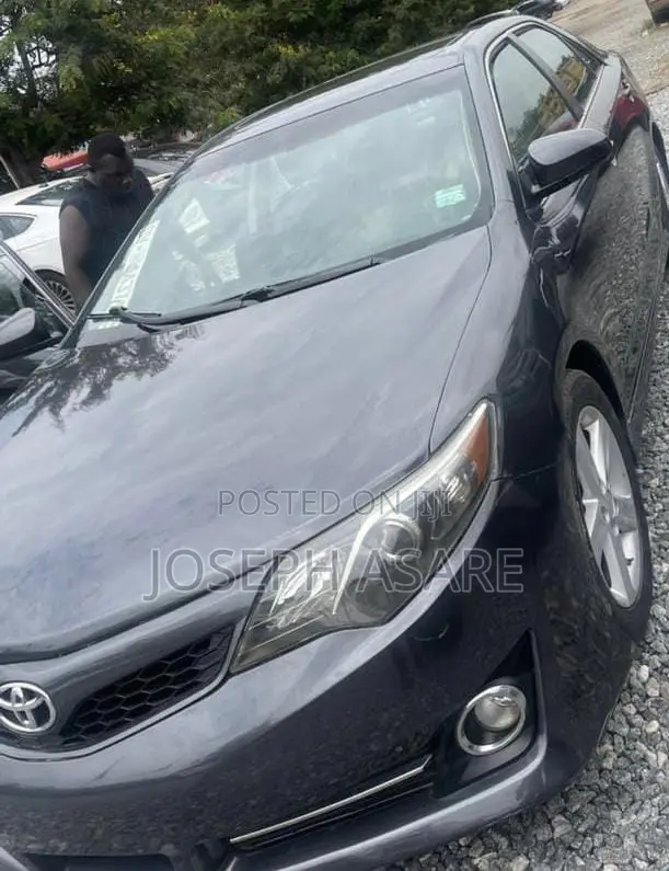 Toyota Camry 2014