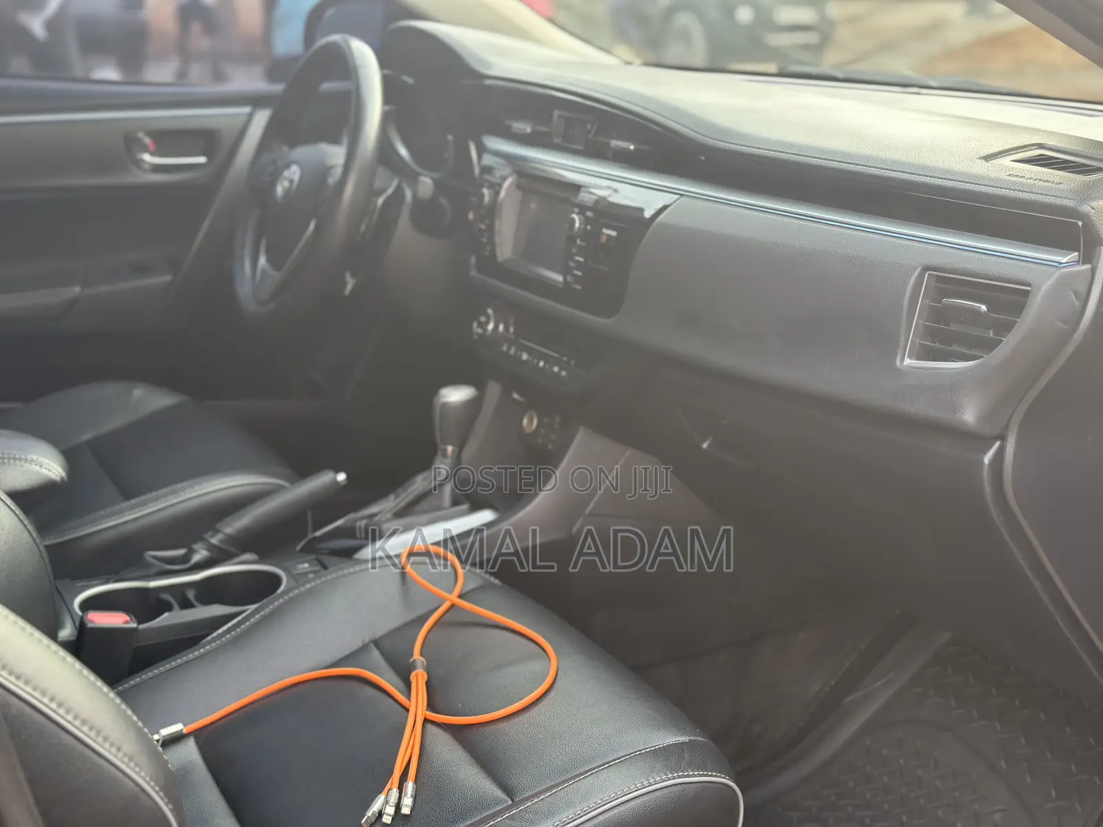 Toyota Corolla L 4dr Sedan (1.8L 4cyl 6M) 2015 Black
