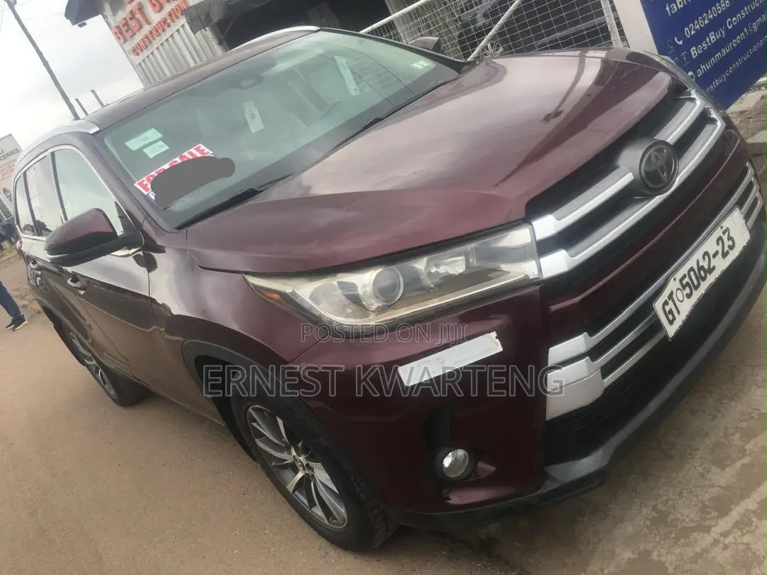 Toyota Highlander 2019 Brown