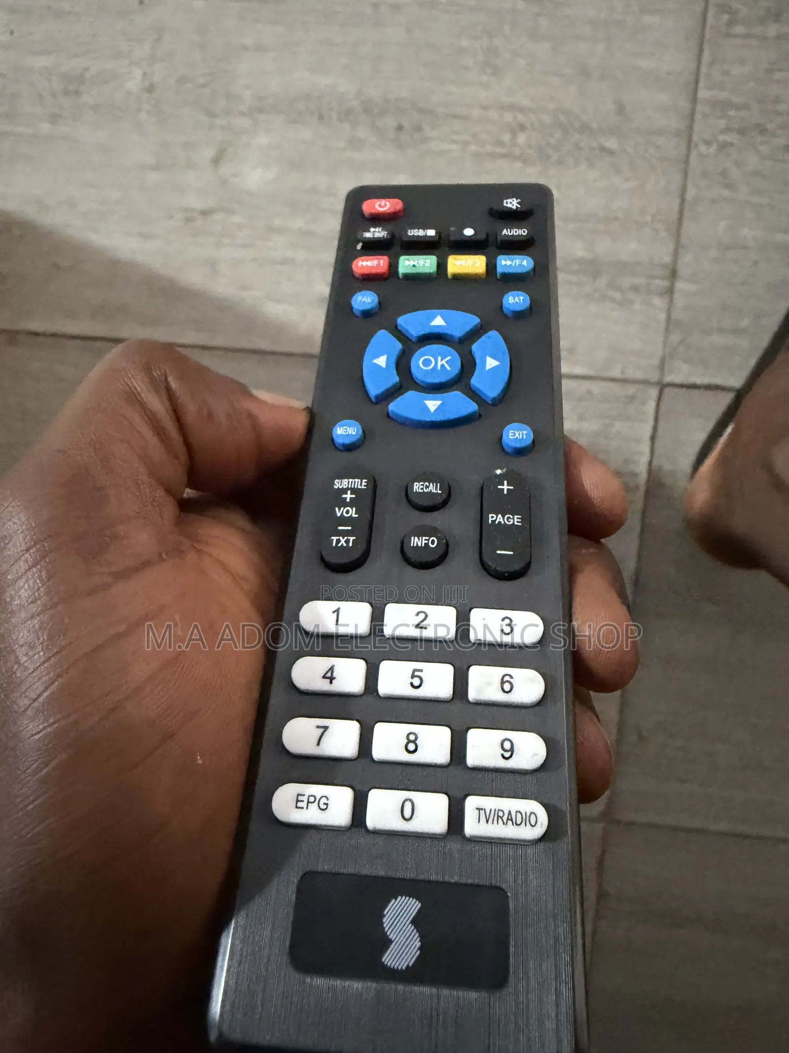 Strong Decoder Remote