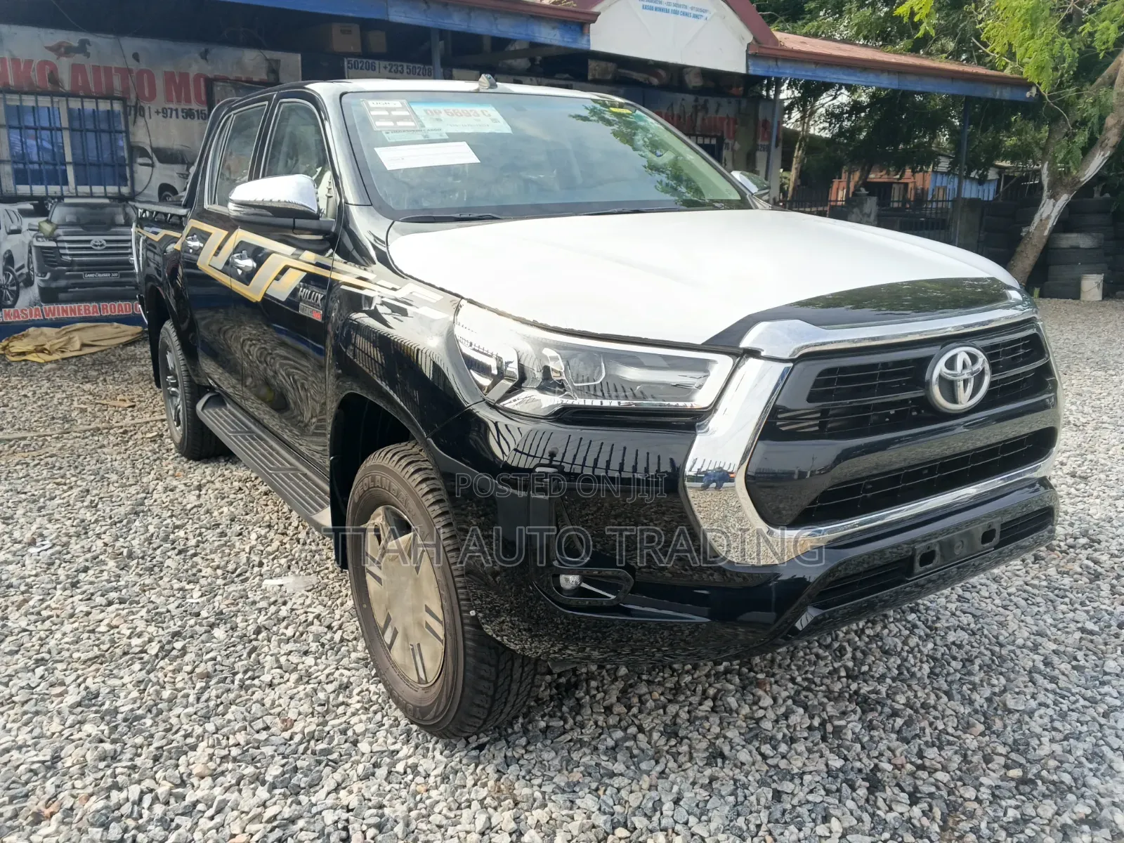Toyota Hilux 2020 Black