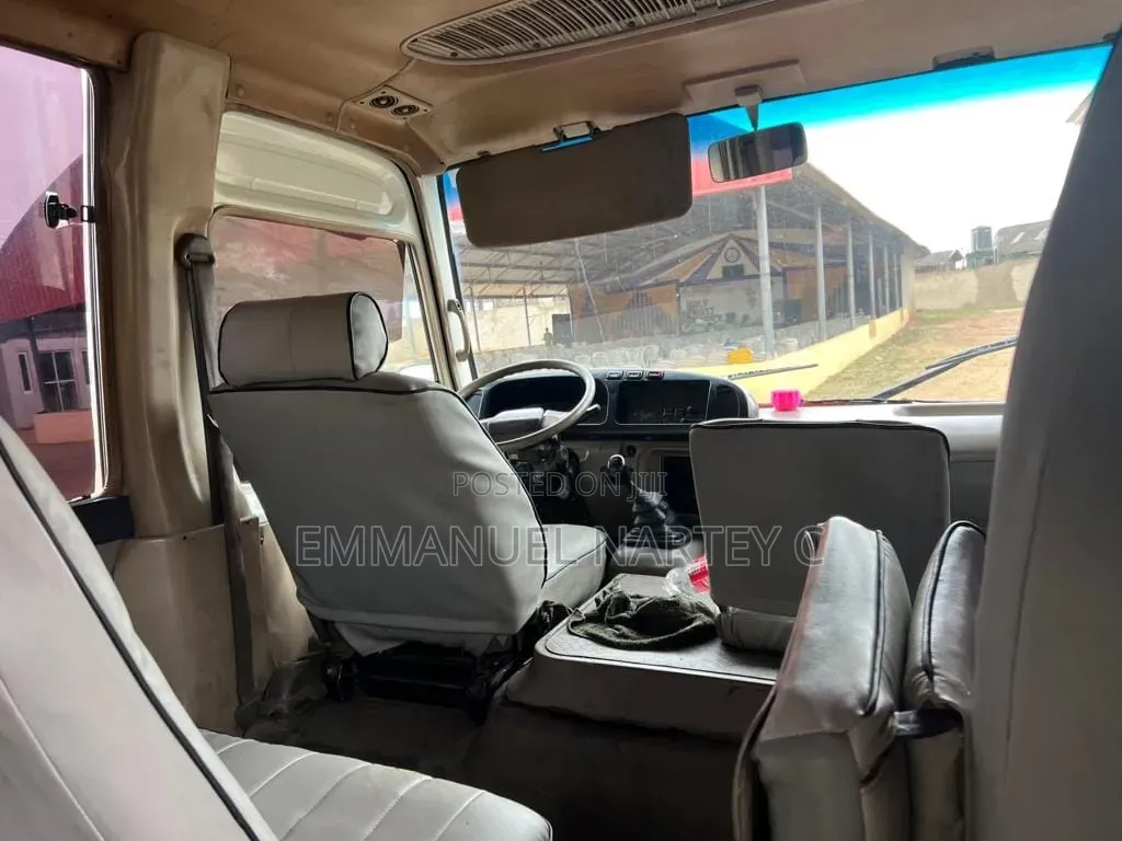 Toyota Coaster 2010 White