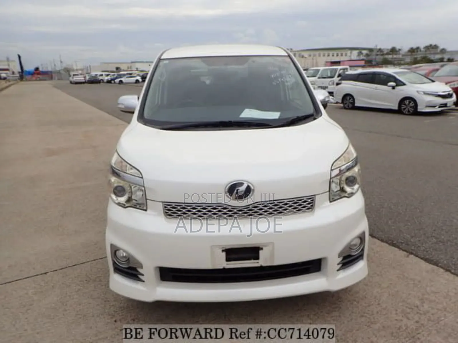 Toyota Voxy 2012 White