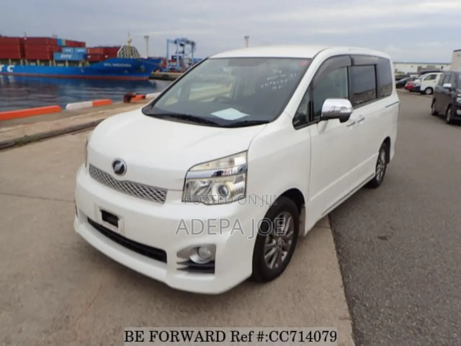 Toyota Voxy 2012 White