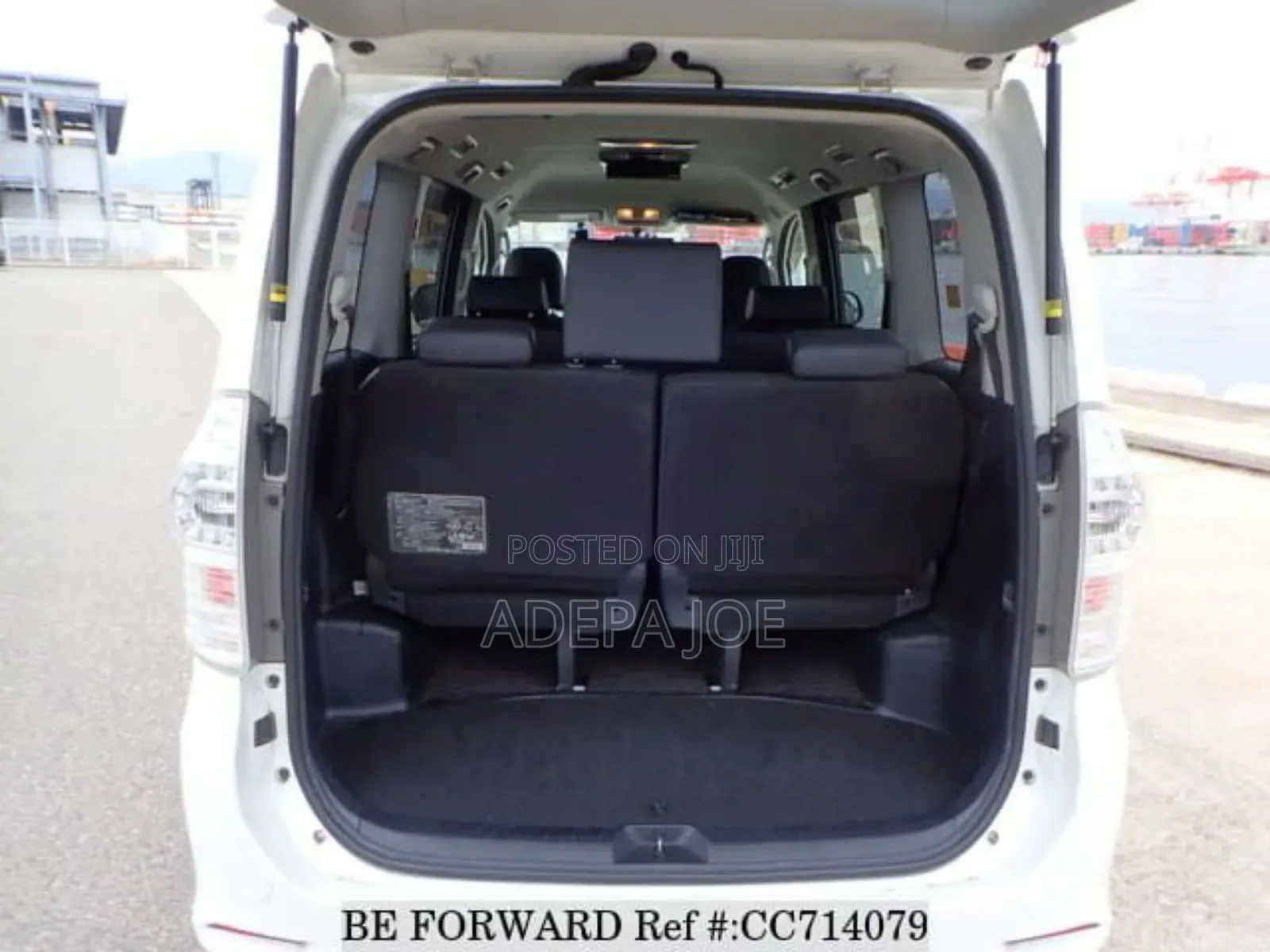 Toyota Voxy 2012 White