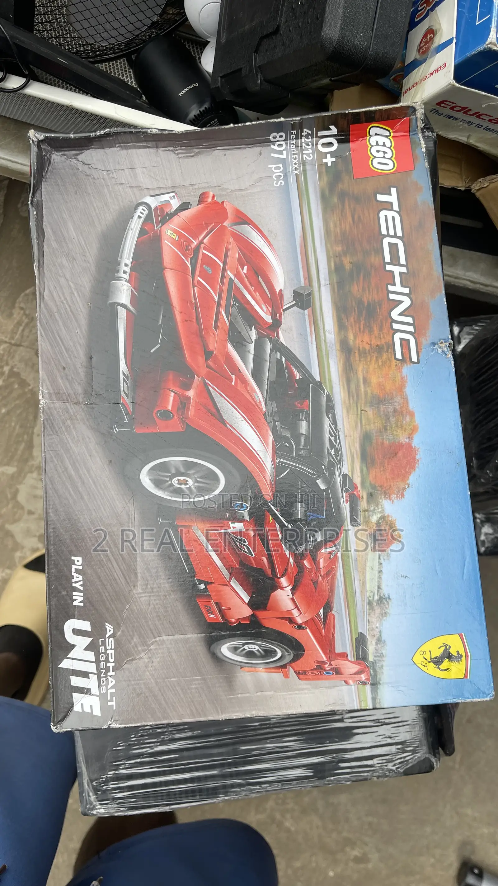 LEGO Technic Ferrari FXX K Set