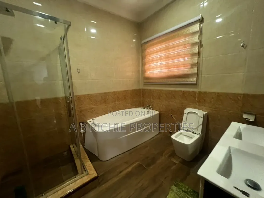 Furnished 4bdrm House in Ab Richie Properties, Tseaddo for rent