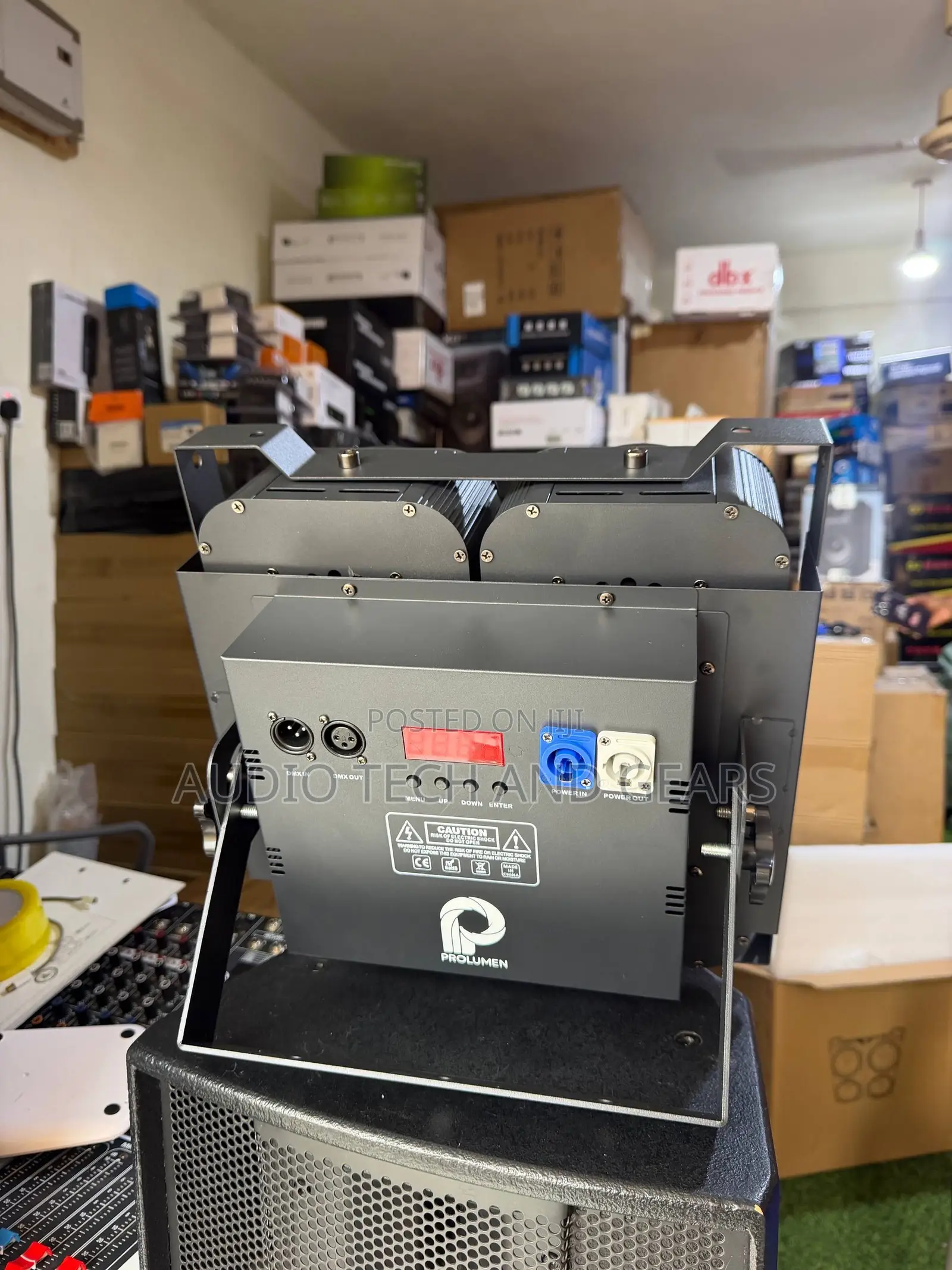 Prolumen 400 Watts COB Blinder Light