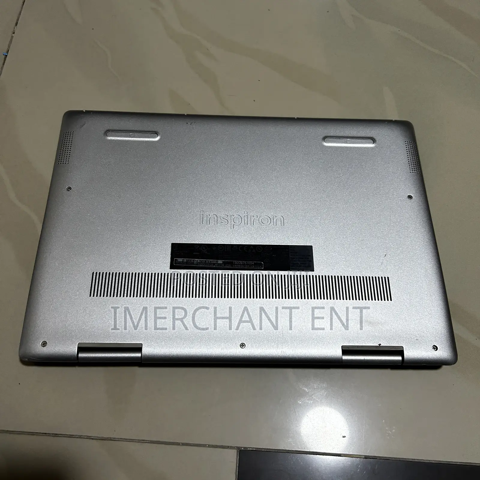 Laptop Dell Inspiron 14 5482 2-in-1 8GB Intel Core i5 SSD 256GB