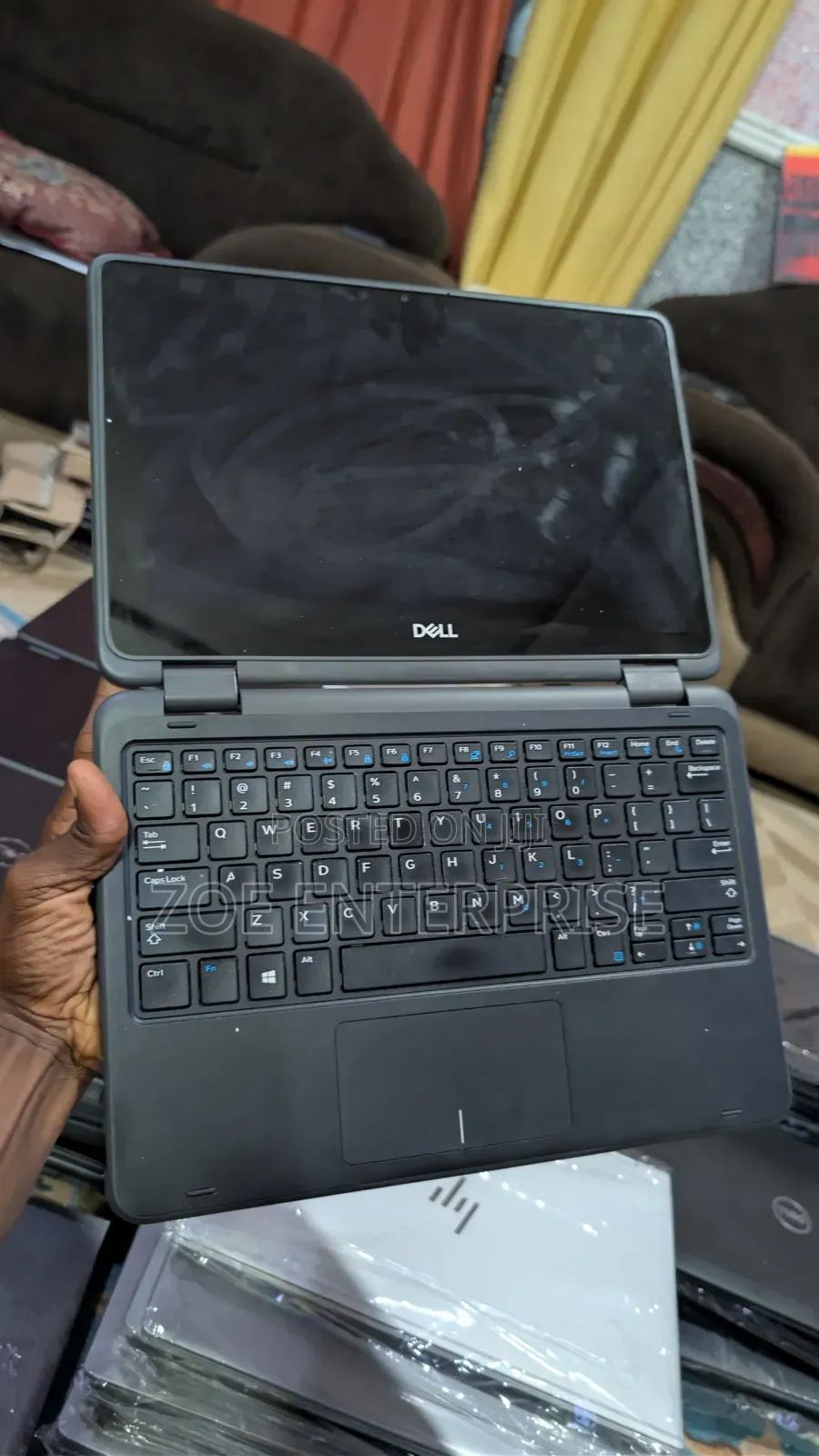 Laptop Dell Latitude 3190 2-in-1 8GB Intel Pentium SSD 128GB