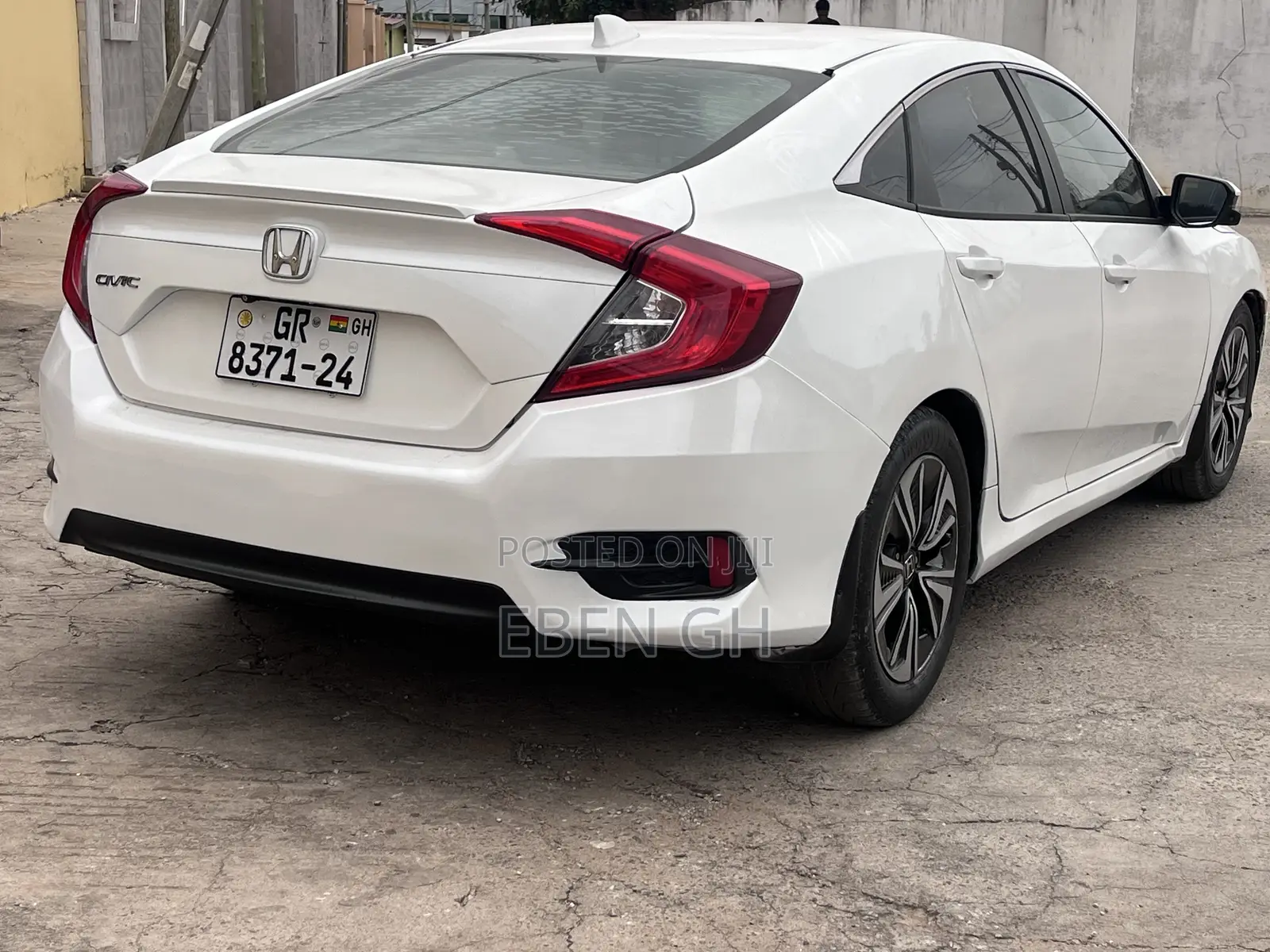 Honda Civic EX-L 4dr Sedan (1.5L 4cyl) 2017 White