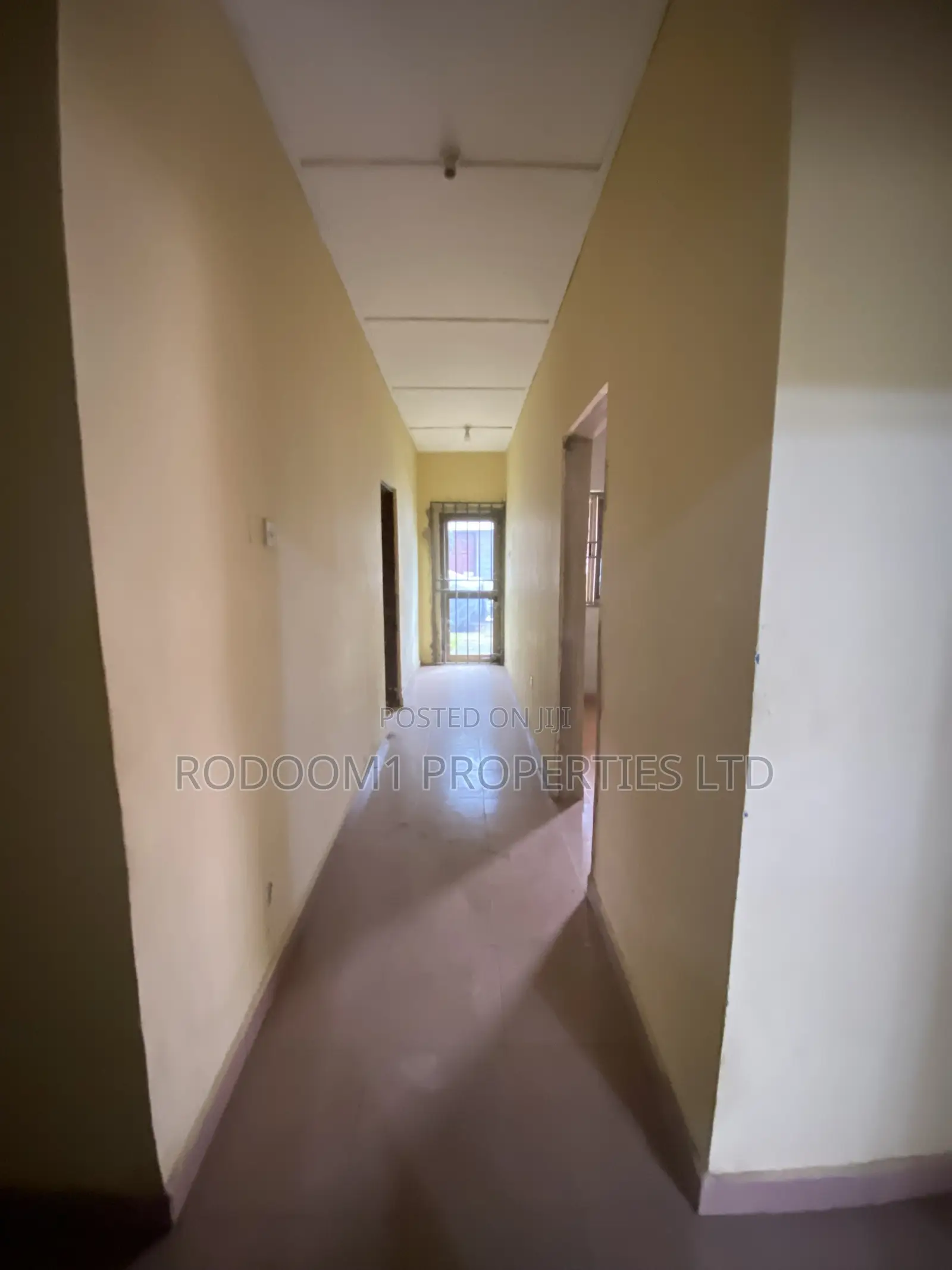 2bdrm Apartment in Ashomang for rent