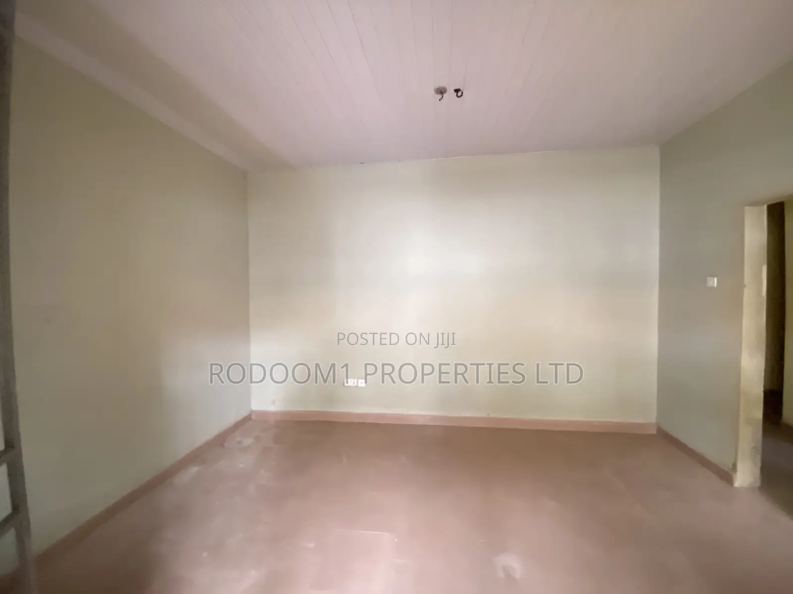 2bdrm Apartment in Ashomang for rent