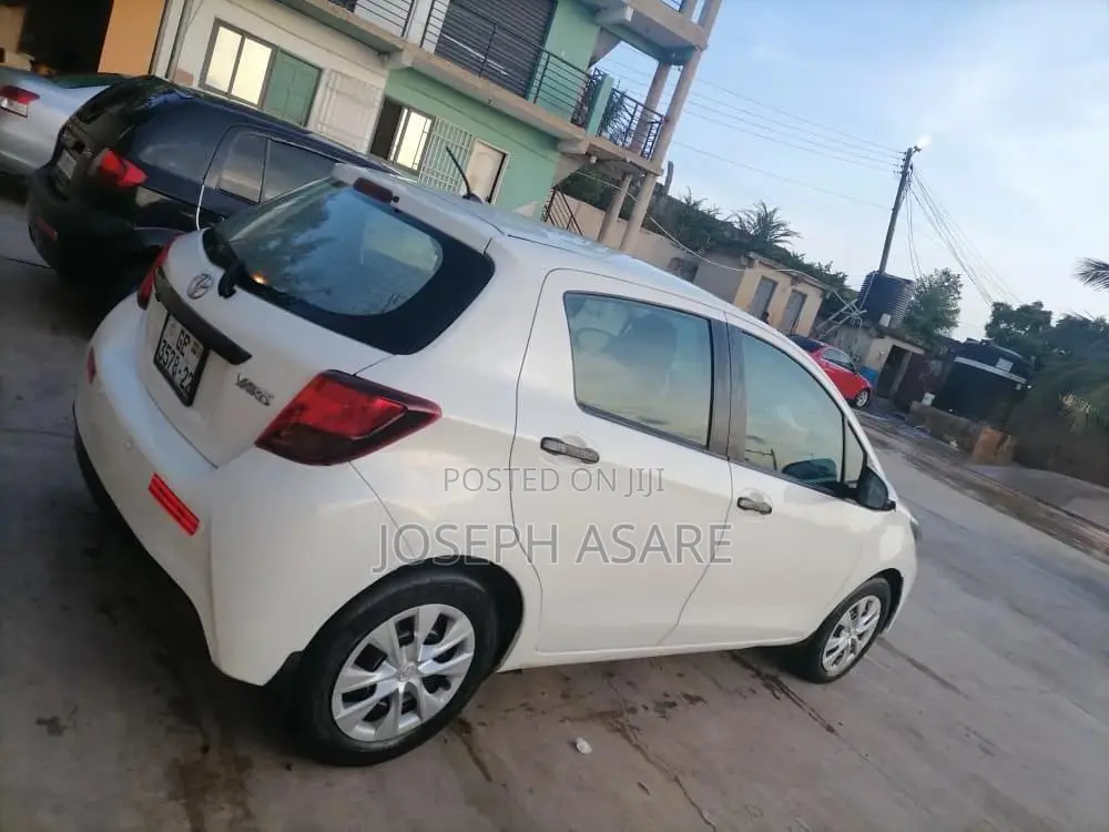 Toyota Yaris 2015 White