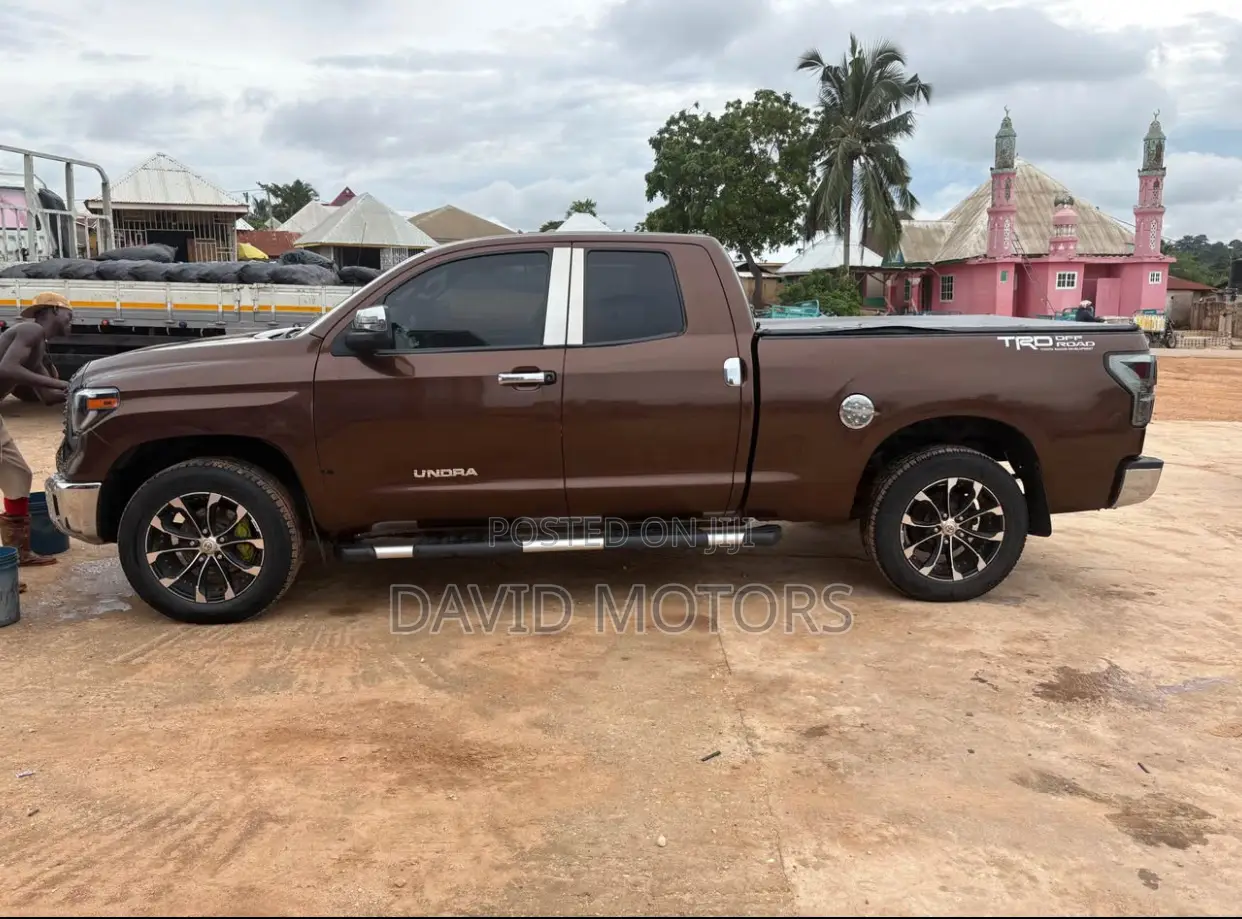 Toyota Tundra