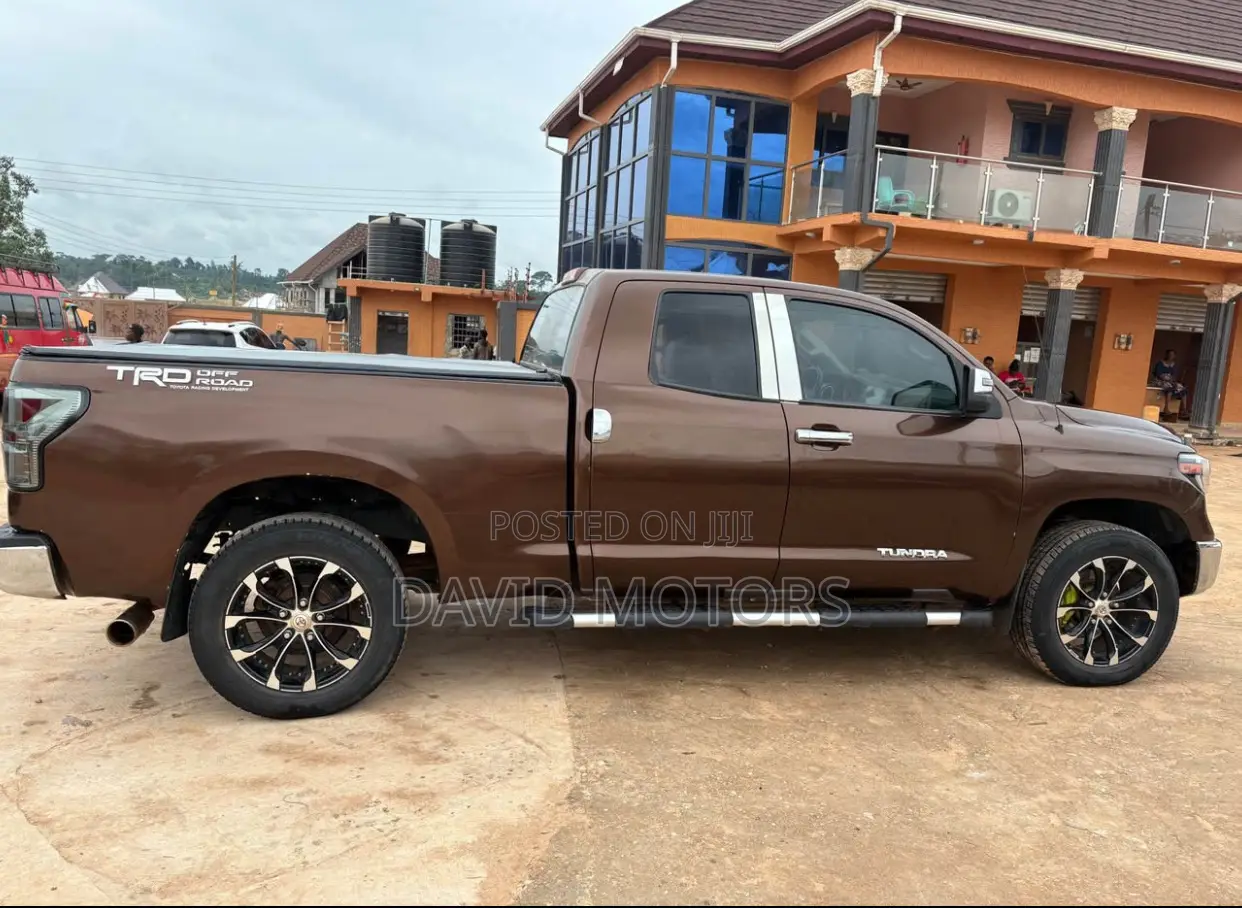Toyota Tundra