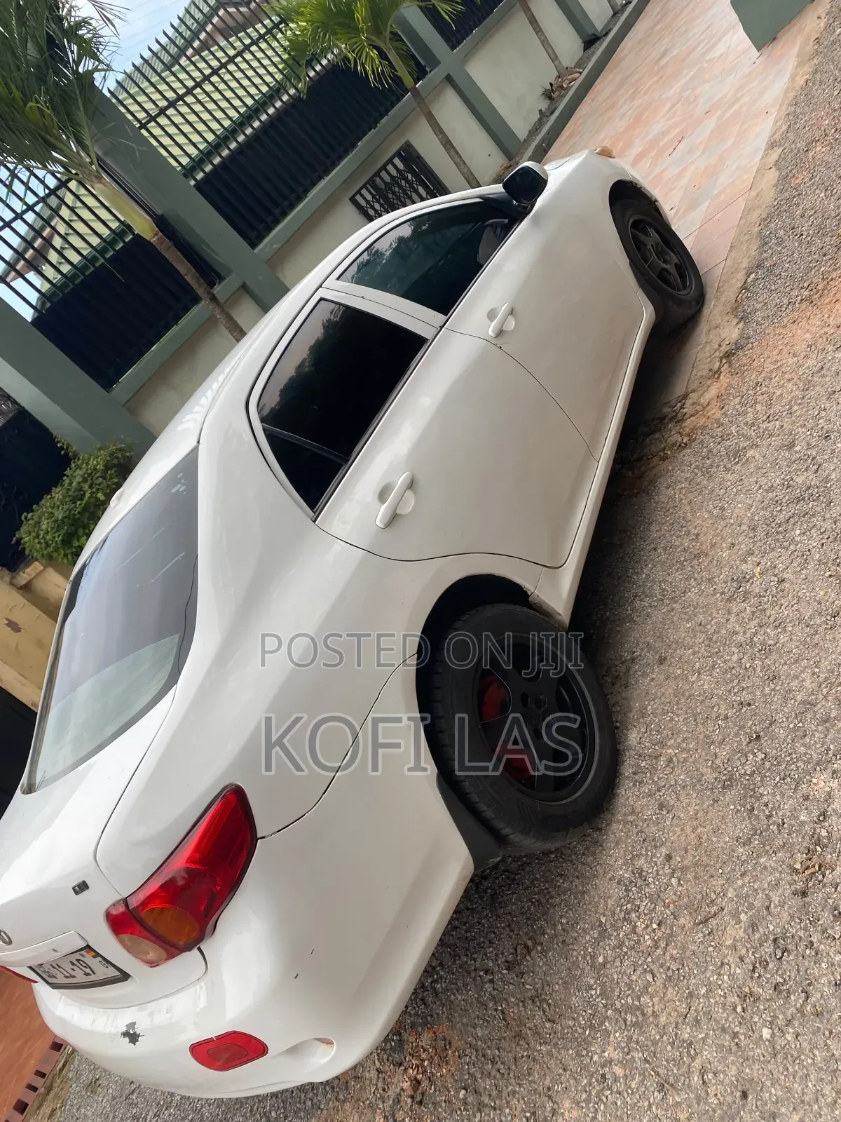 Toyota Corolla 2010 White