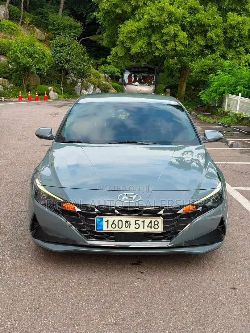 Hyundai Avante 2021 Gray