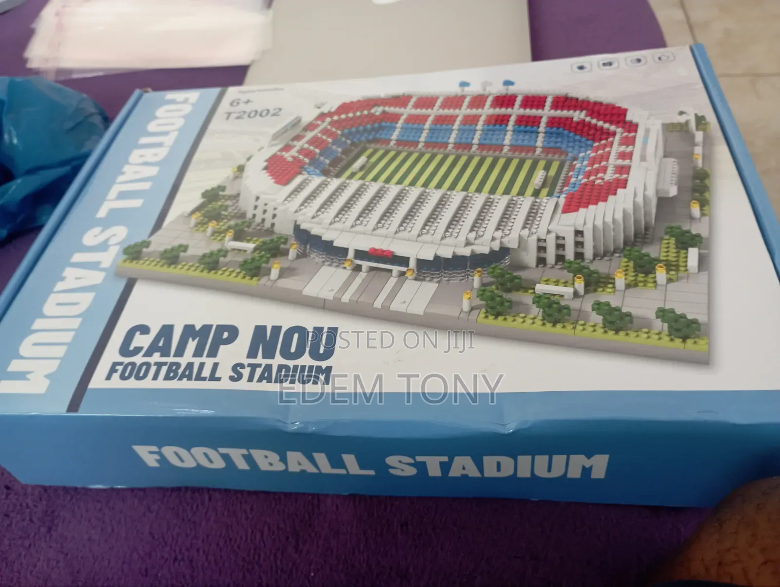 Camp Nou Stadium: FC Barcelona Micro-Particle Lego Building Block Set