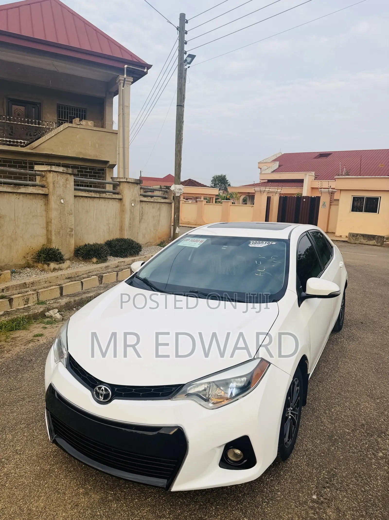 Toyota Corolla S Premium 4dr Sedan (1.8L 4cyl CVT) 2016 White