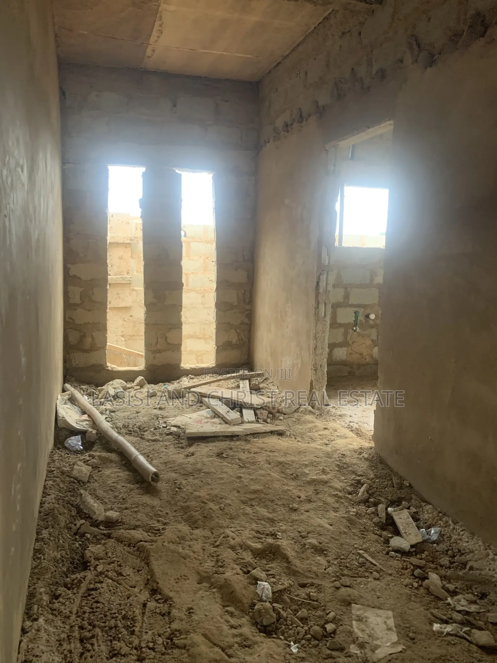 2bdrm House in Lasisi And Christ, Pokuase for sale