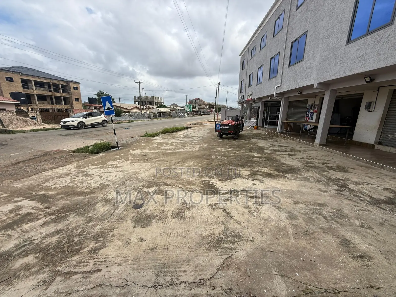 For Sale - Commercial Property Stores=5 2 Bedrooms Apt=2unit 3 Bed