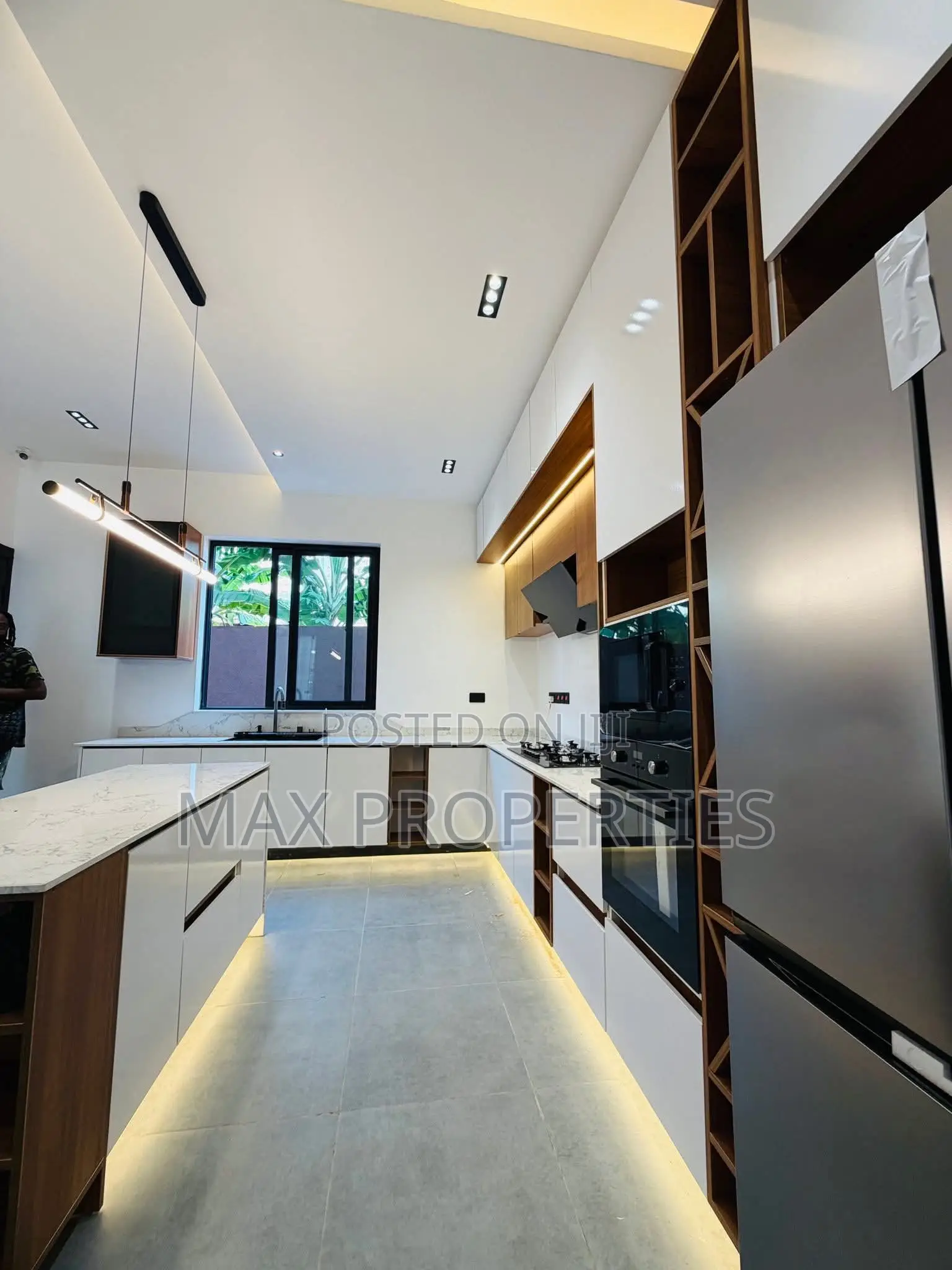 4bdrm House in Oyarifa for sale