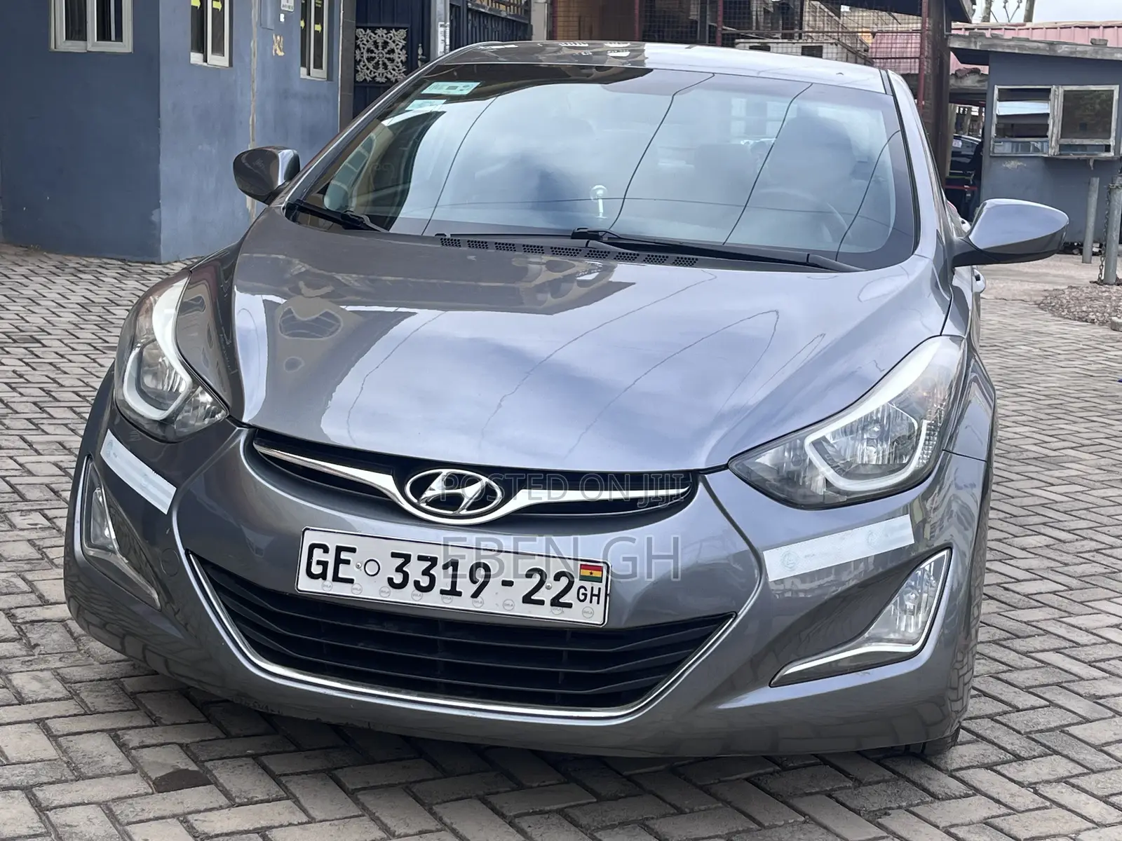 Hyundai Elantra Limited Sedan FWD (1.8L 4cyl 6A) 2016 Gray
