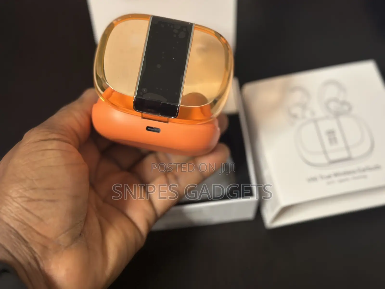 V90 True Wireless Earbuds