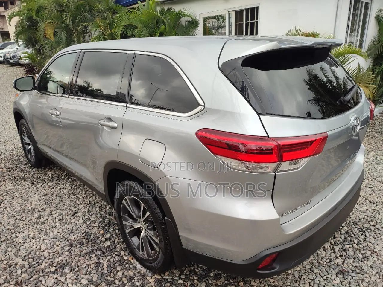 Toyota Highlander LE AWD 2020 Silver