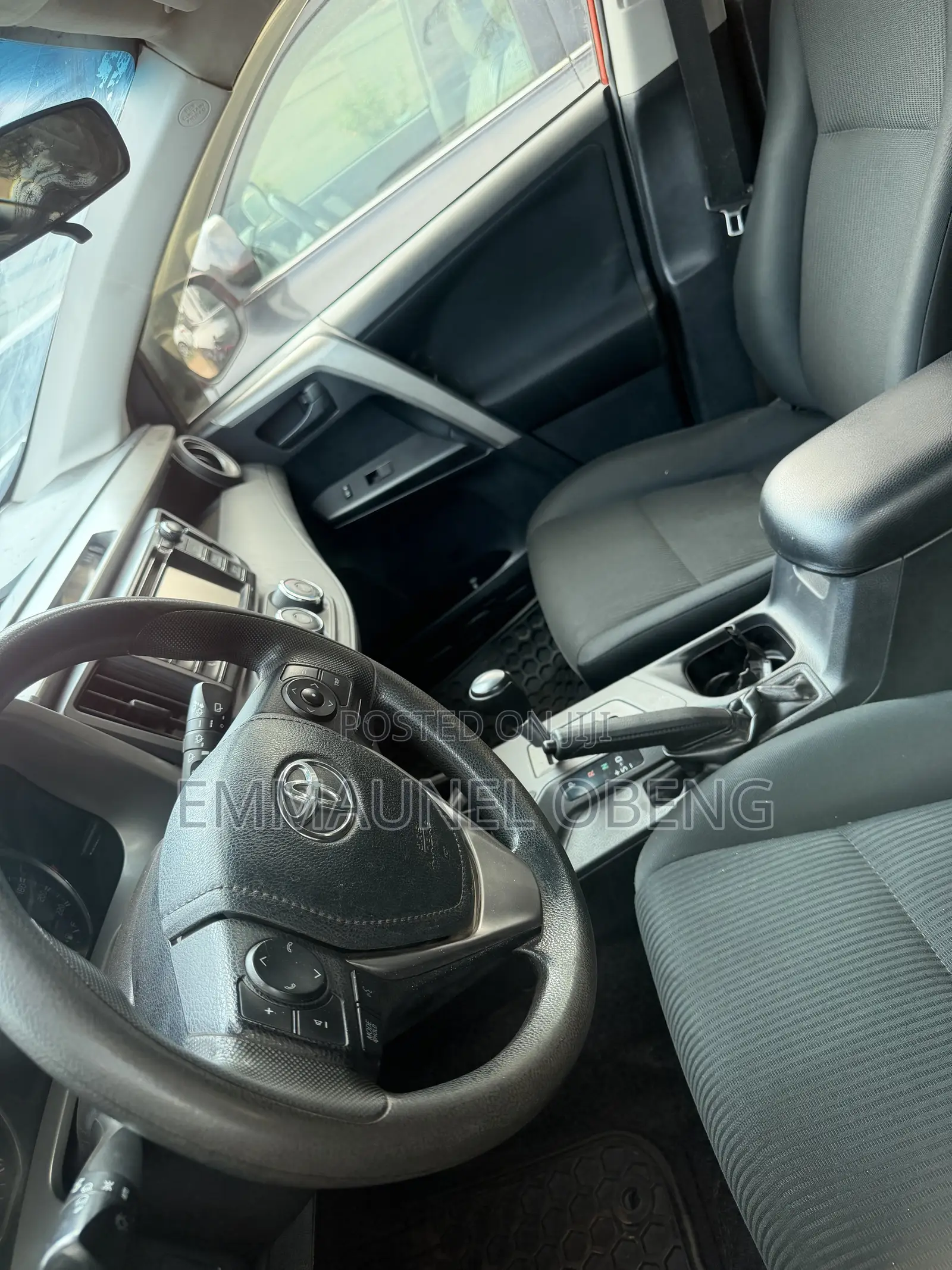 Toyota RAV4 2018 Orange