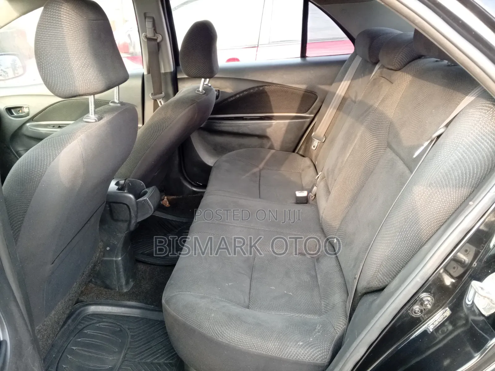 Toyota Yaris 2010 Black