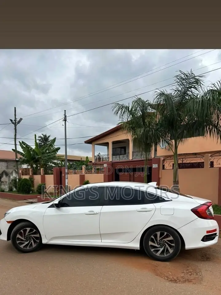 Honda Civic 2019 White
