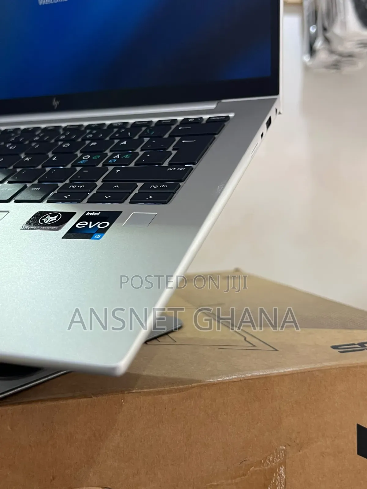New Laptop HP EliteBook 840 16GB Intel Core i5 SSD 256GB