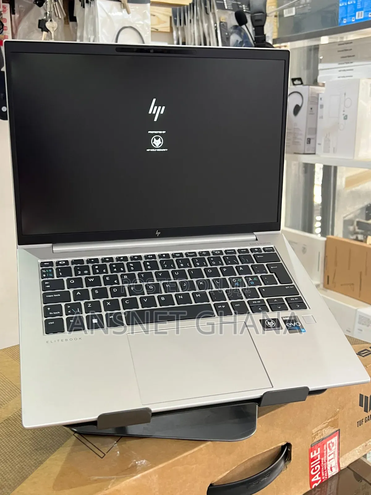 New Laptop HP EliteBook 840 16GB Intel Core i5 SSD 256GB
