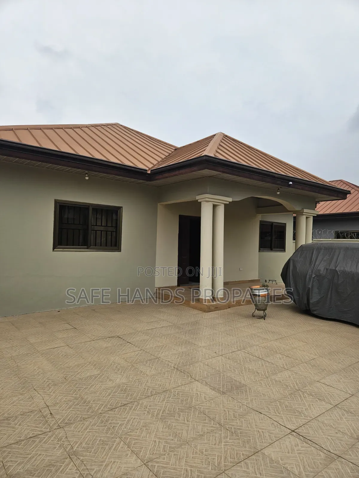 Furnished 3bdrm House in Redrow Estate, Accra Metropolitan for rent