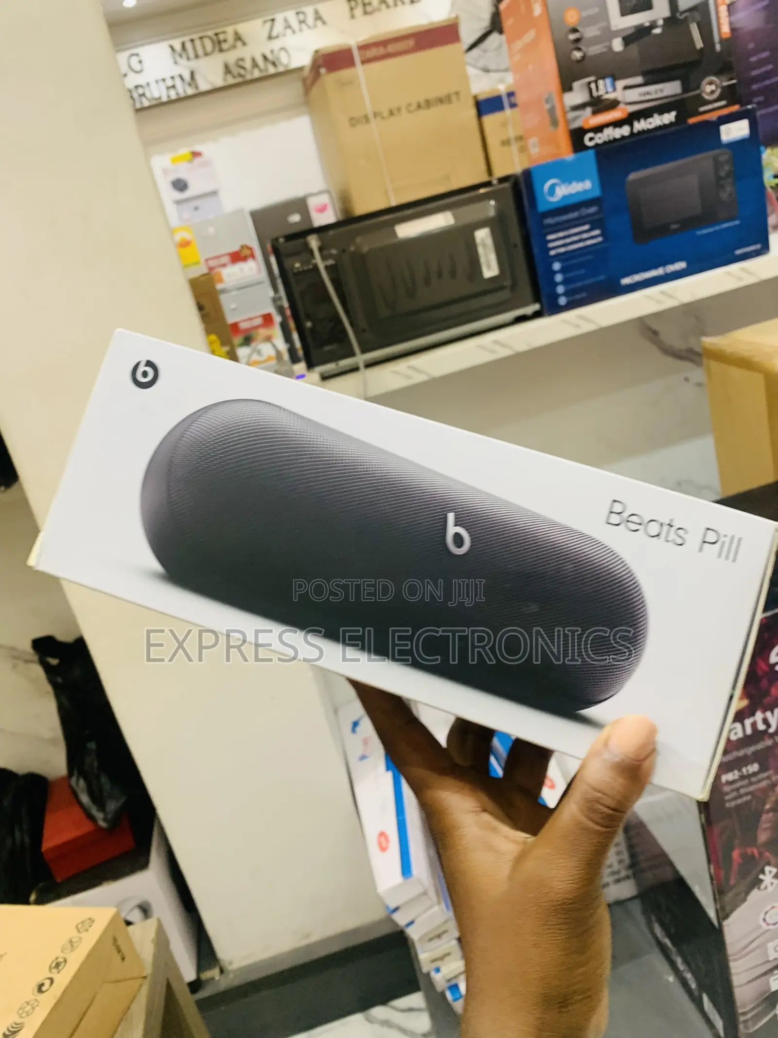 Ultra Modern Beat Pill - Portable Bluetooth Wireless Water‐Resistant