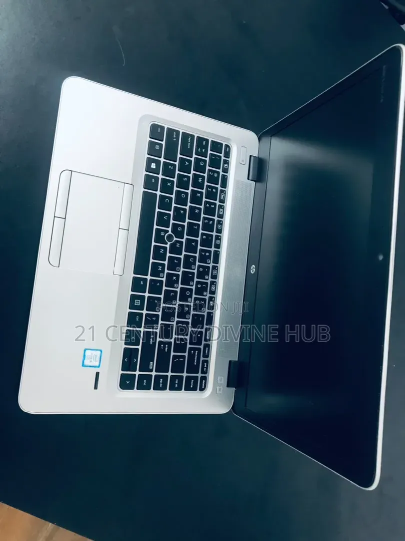 New Laptop HP Pavilion 15 8GB Intel Core i5 SSD 512GB