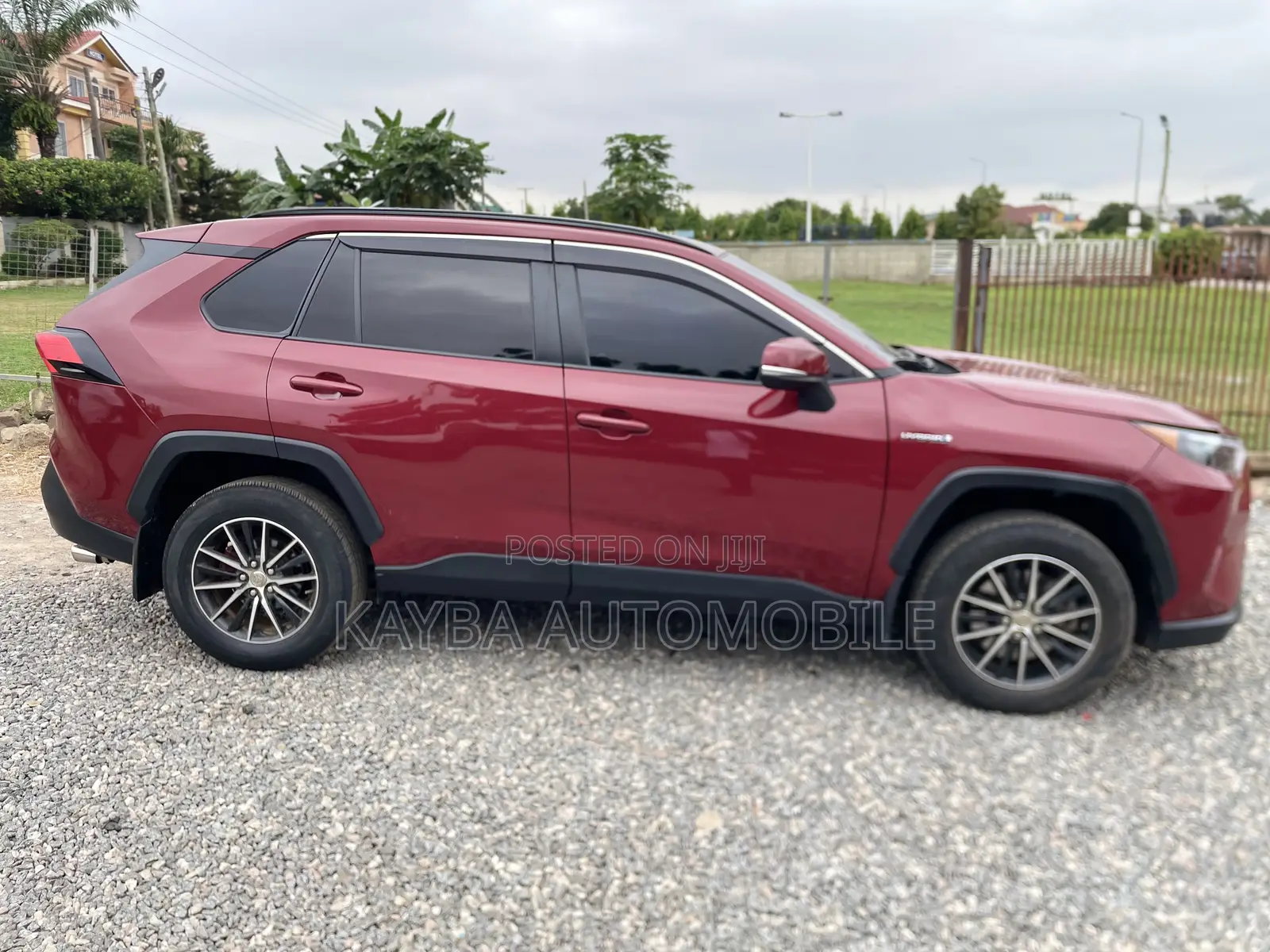 Toyota RAV4 LE AWD 2020 Red