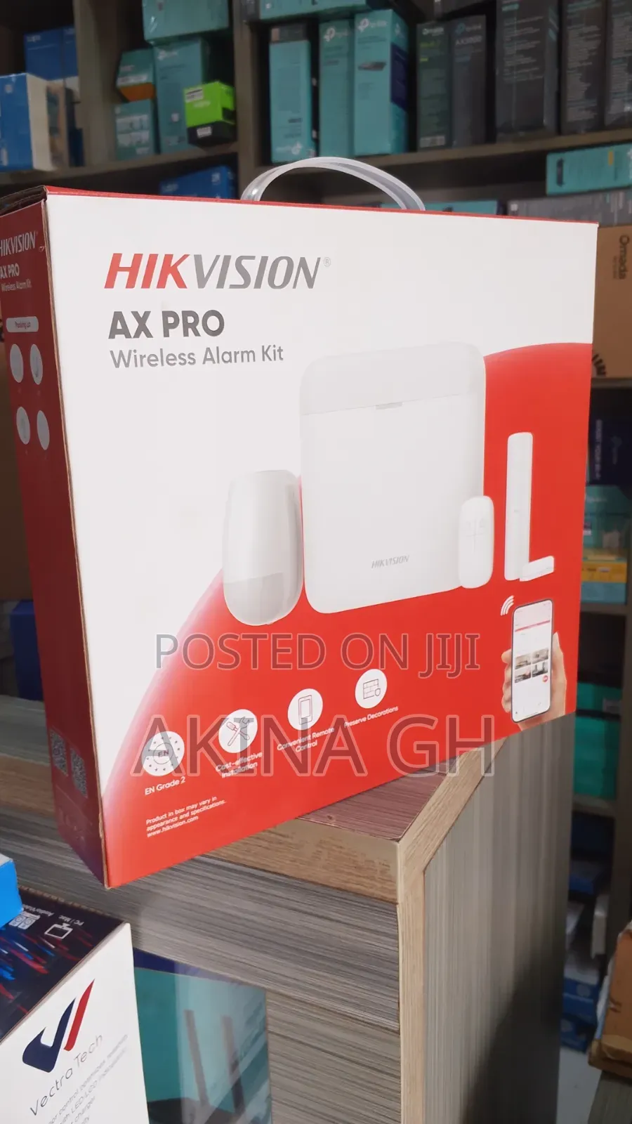 Hikvision AX Pro Wireless Alarm Kit (DS-PWA64-kit-WE)