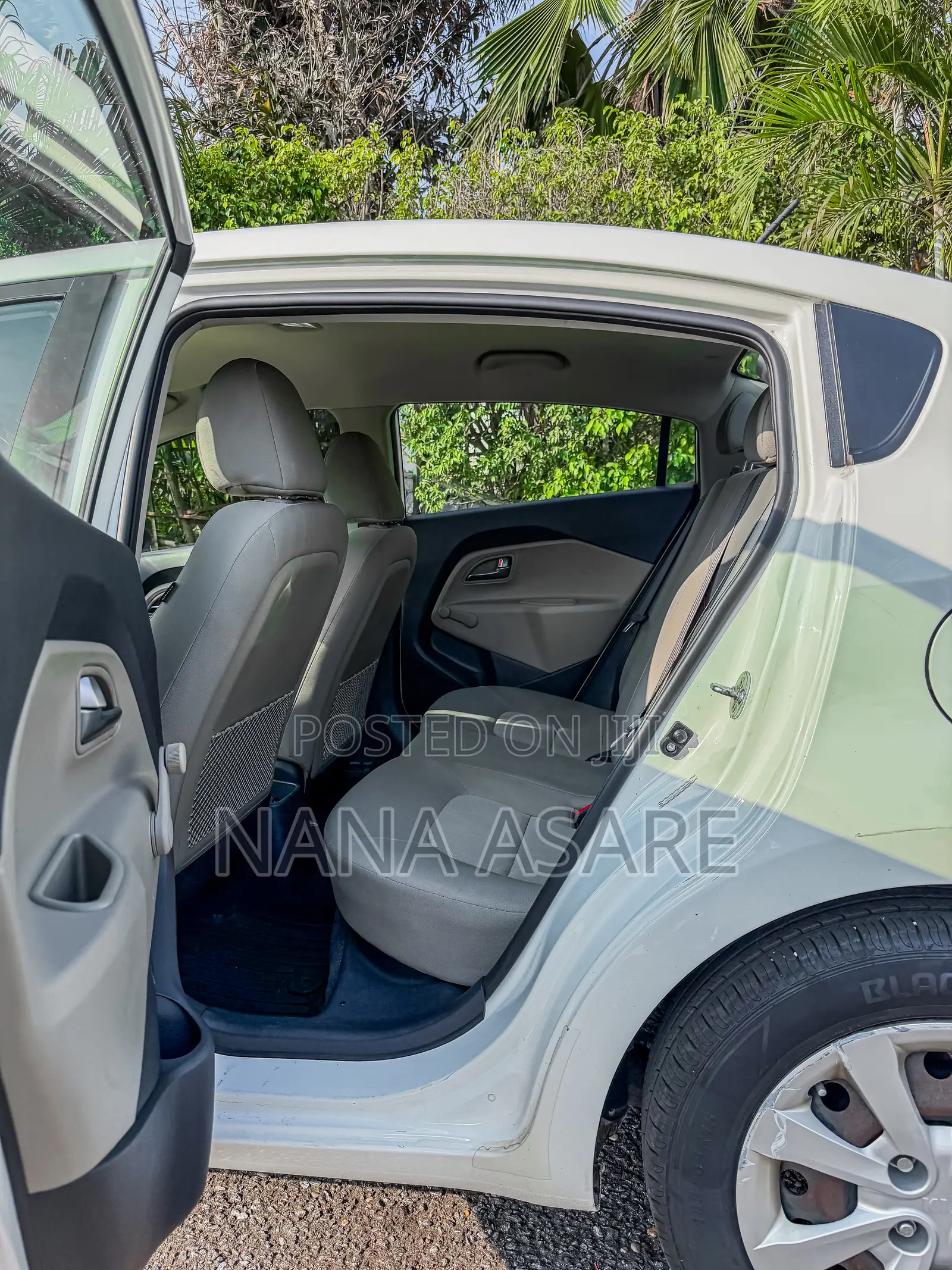 Kia Rio LX 4dr Hatchback (1.6L 4cyl 6M) 2015 White