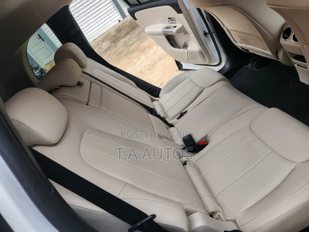 Mercedes-Benz GLB-Class GLB 250 4MATIC 2022 White
