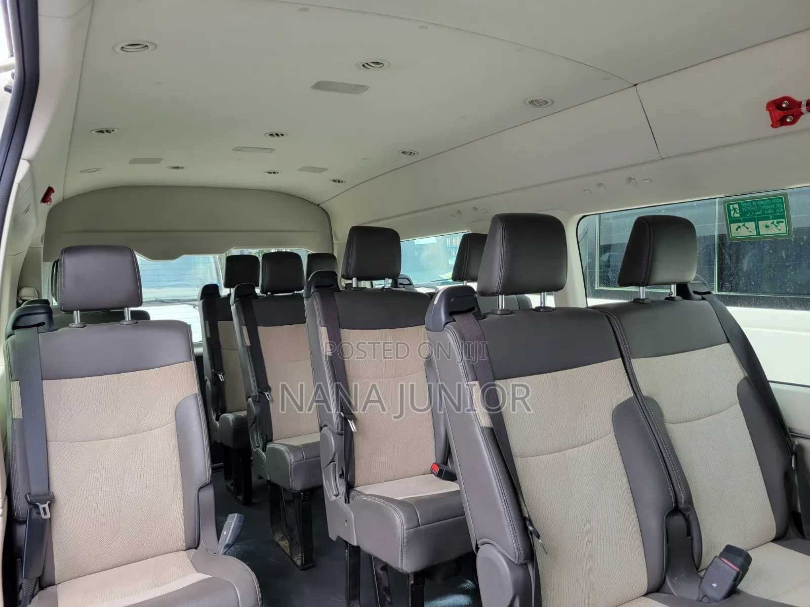 Toyota HiAce 2021 White