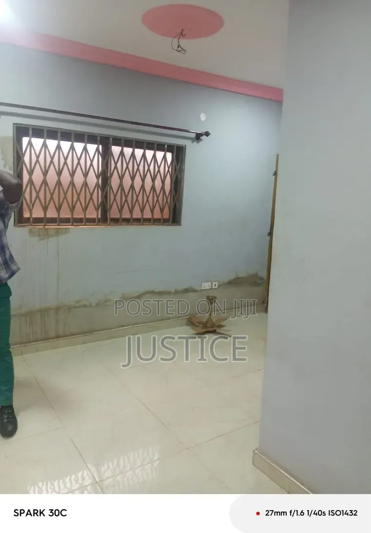 1bdrm Room & Parlour in Pantang Pnt, Pentecost for rent