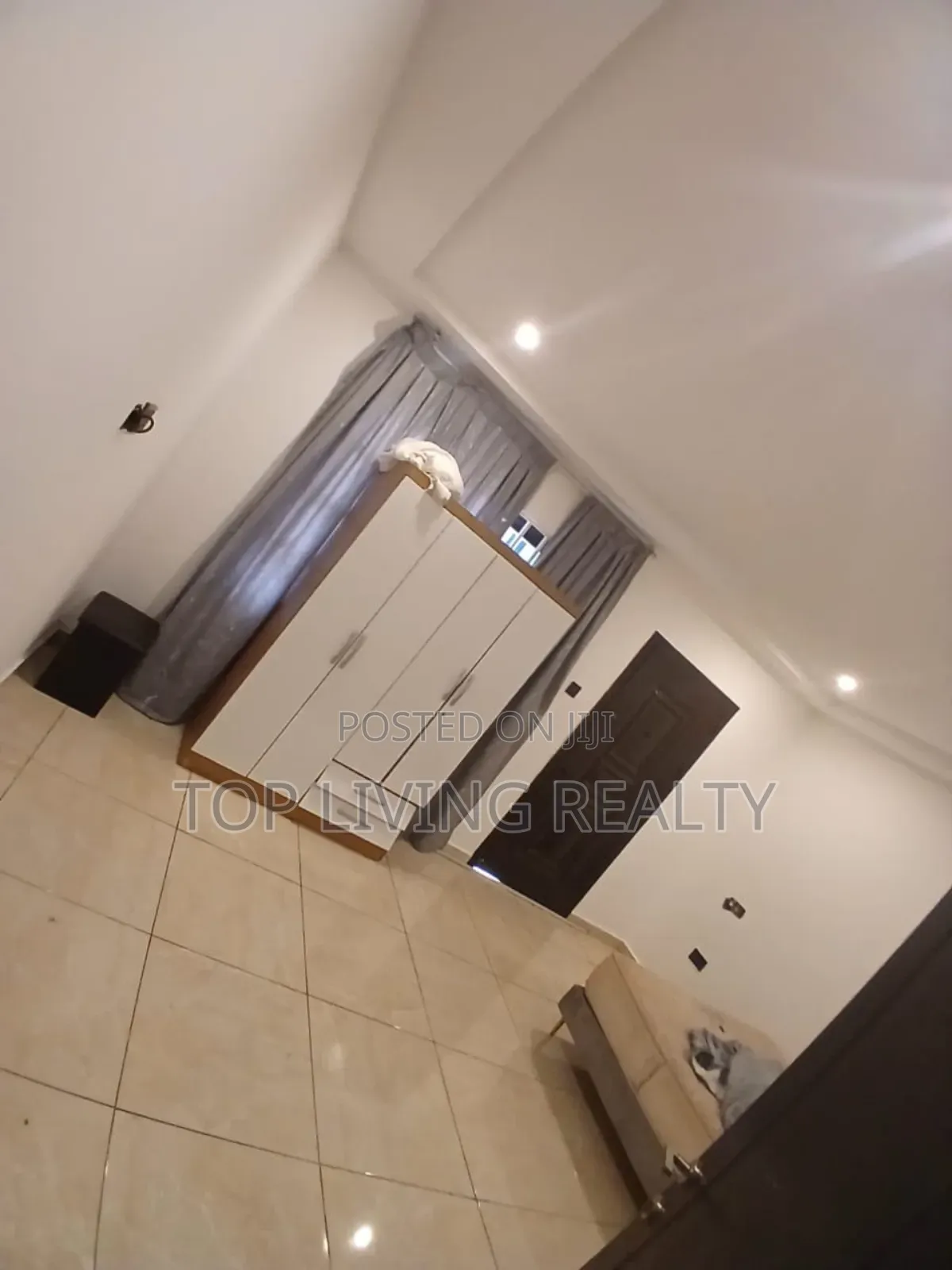 4bdrm Townhouse / Terrace in Legon Hills, Ashaley Botwe for rent