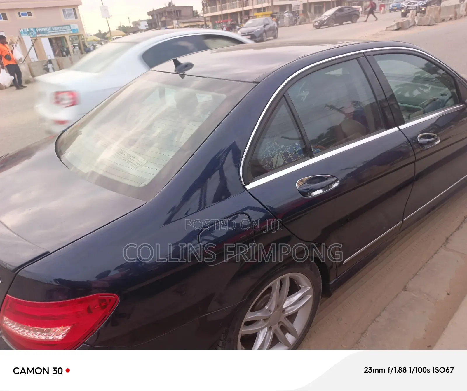 Mercedes-Benz C250 2012 Blue