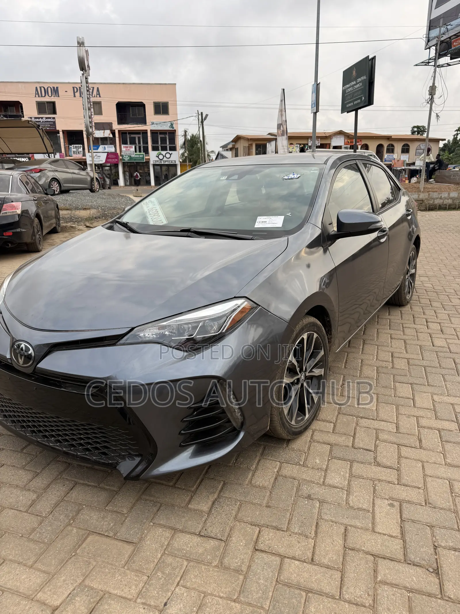 Toyota Corolla 2017 Gray