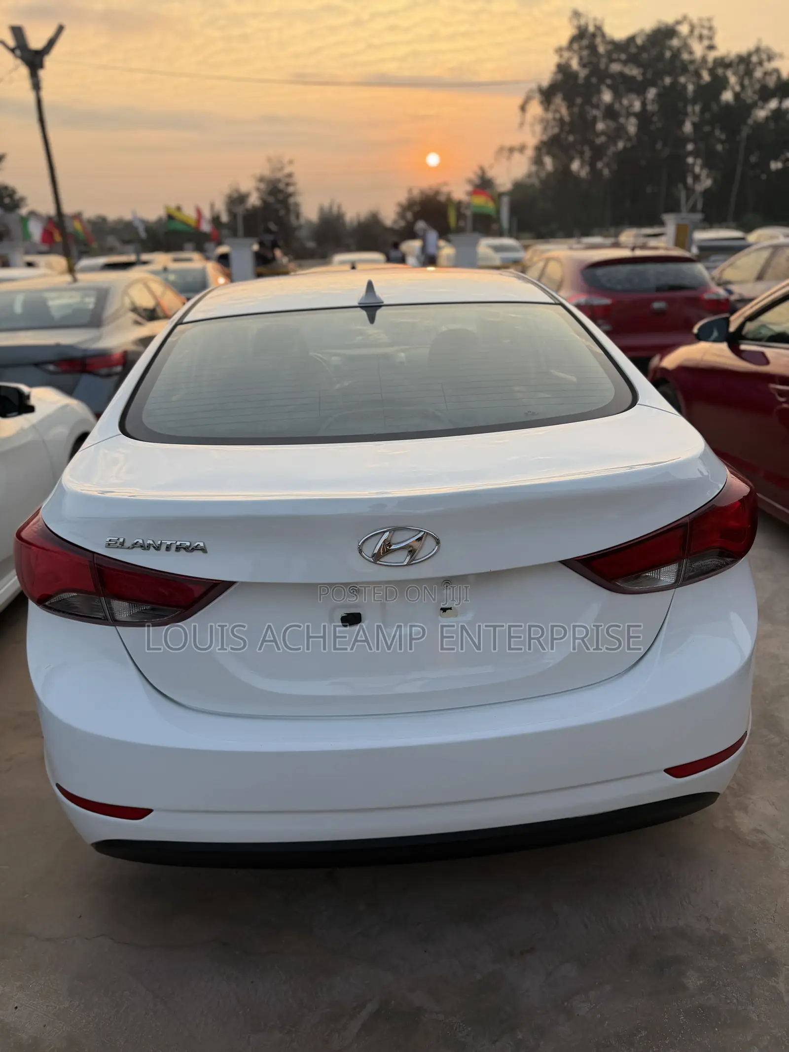 Hyundai Elantra 2015 White