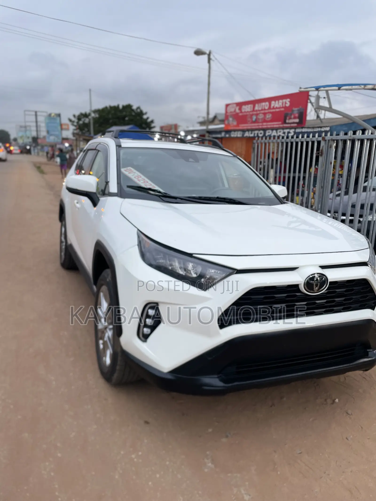 Toyota RAV4 2020 White