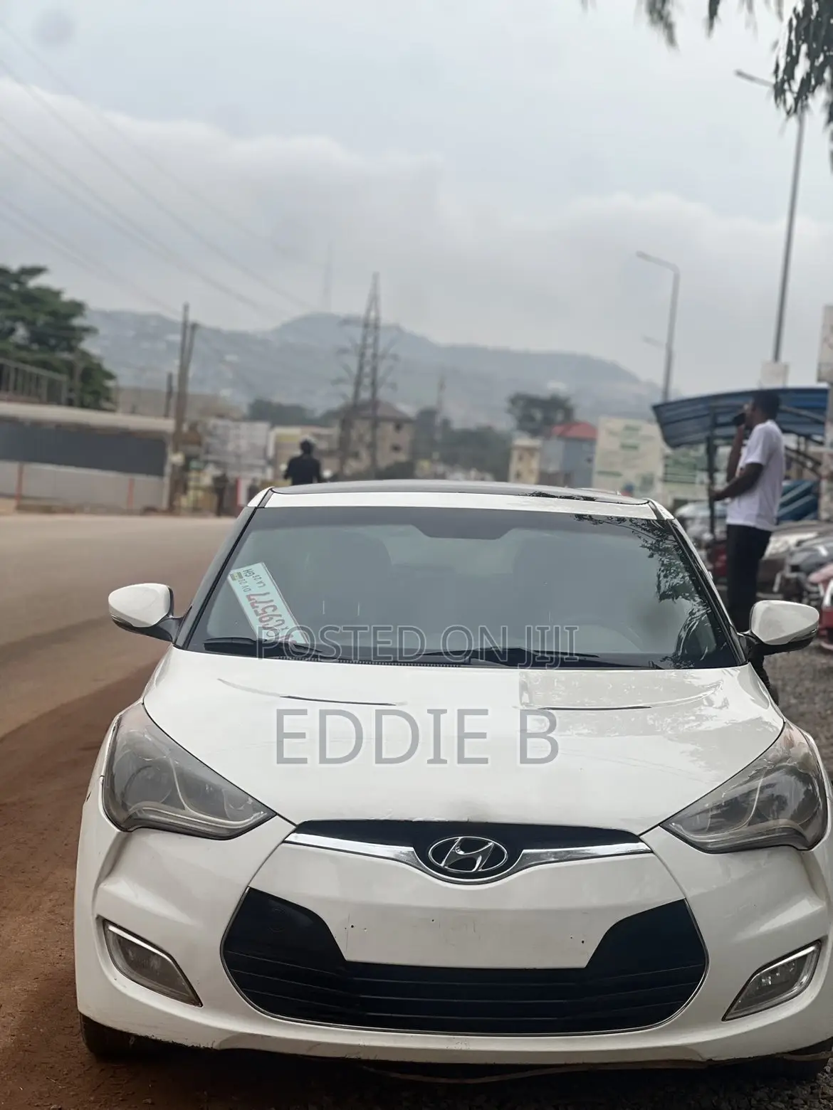 Hyundai Veloster Automatic 2012 White